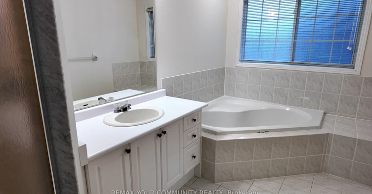 Main-120 Santina Street, Vaughan, ON, L4H 2N3 - 20