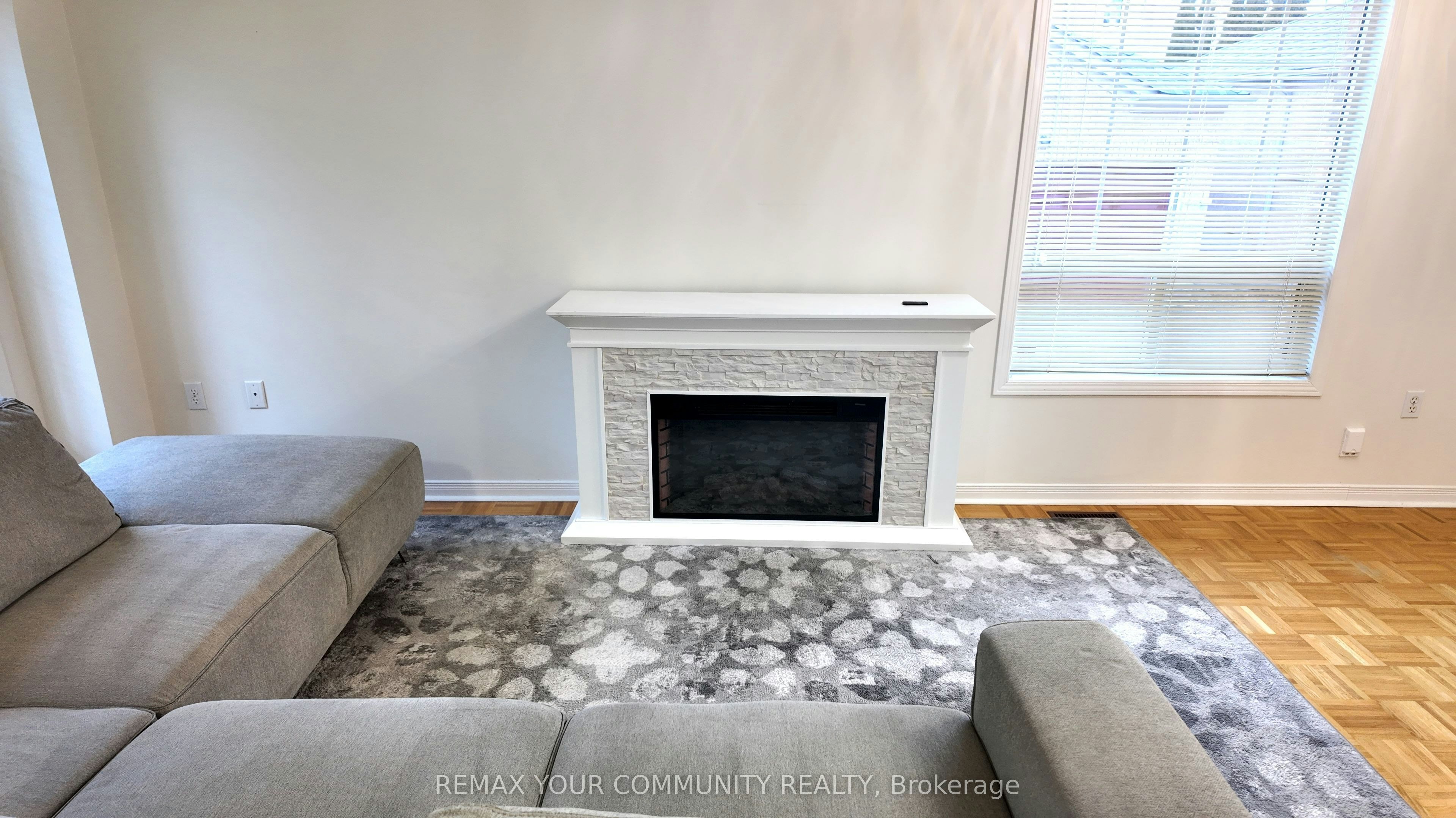 Main-120 Santina Street, Vaughan, ON, L4H 2N3 - 5