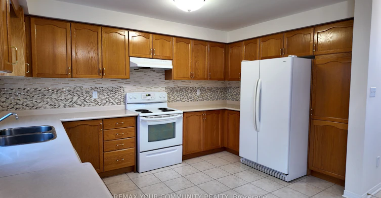 Main-120 Santina Street, Vaughan, ON, L4H 2N3 - 11