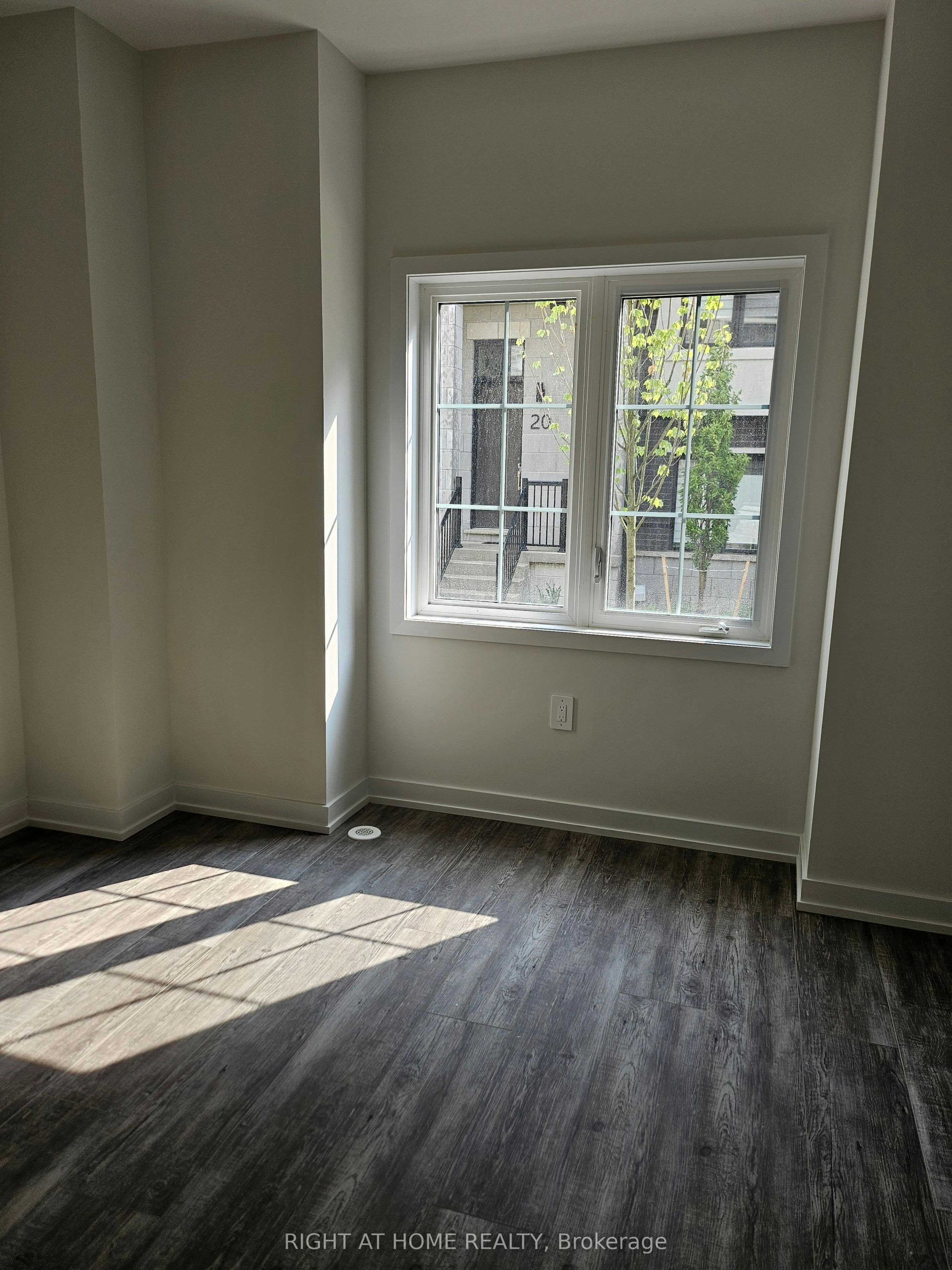47 Peace Lane, Richmond Hill, ON, L4B 0J4 - 6