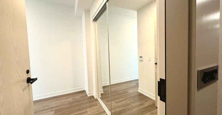 4902-225 Commerce Street, Vaughan, ON, L4K 0R1 - 4