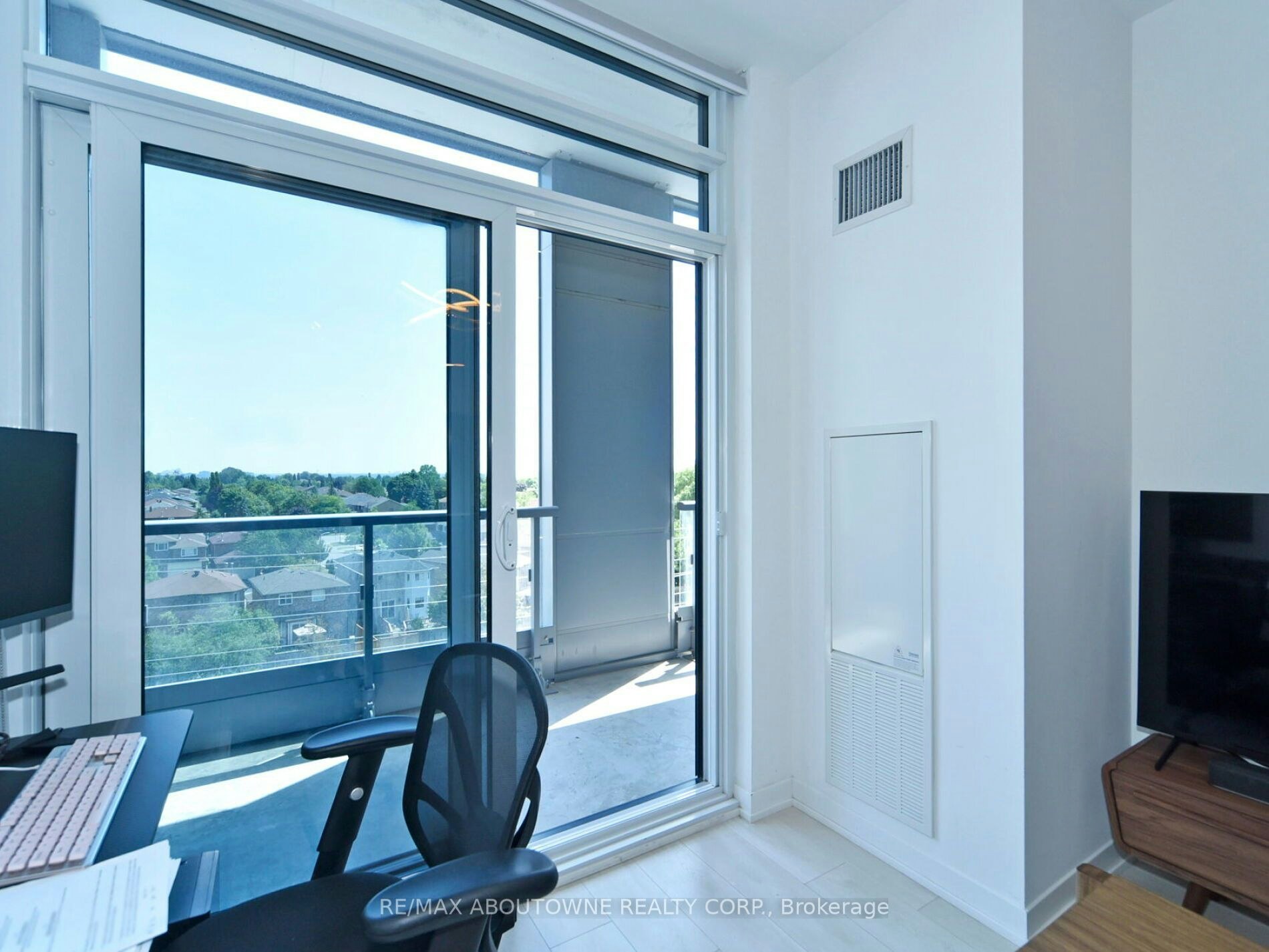 613-7950 Bathurst Street, Vaughan, ON, L4J 0L4 - 37