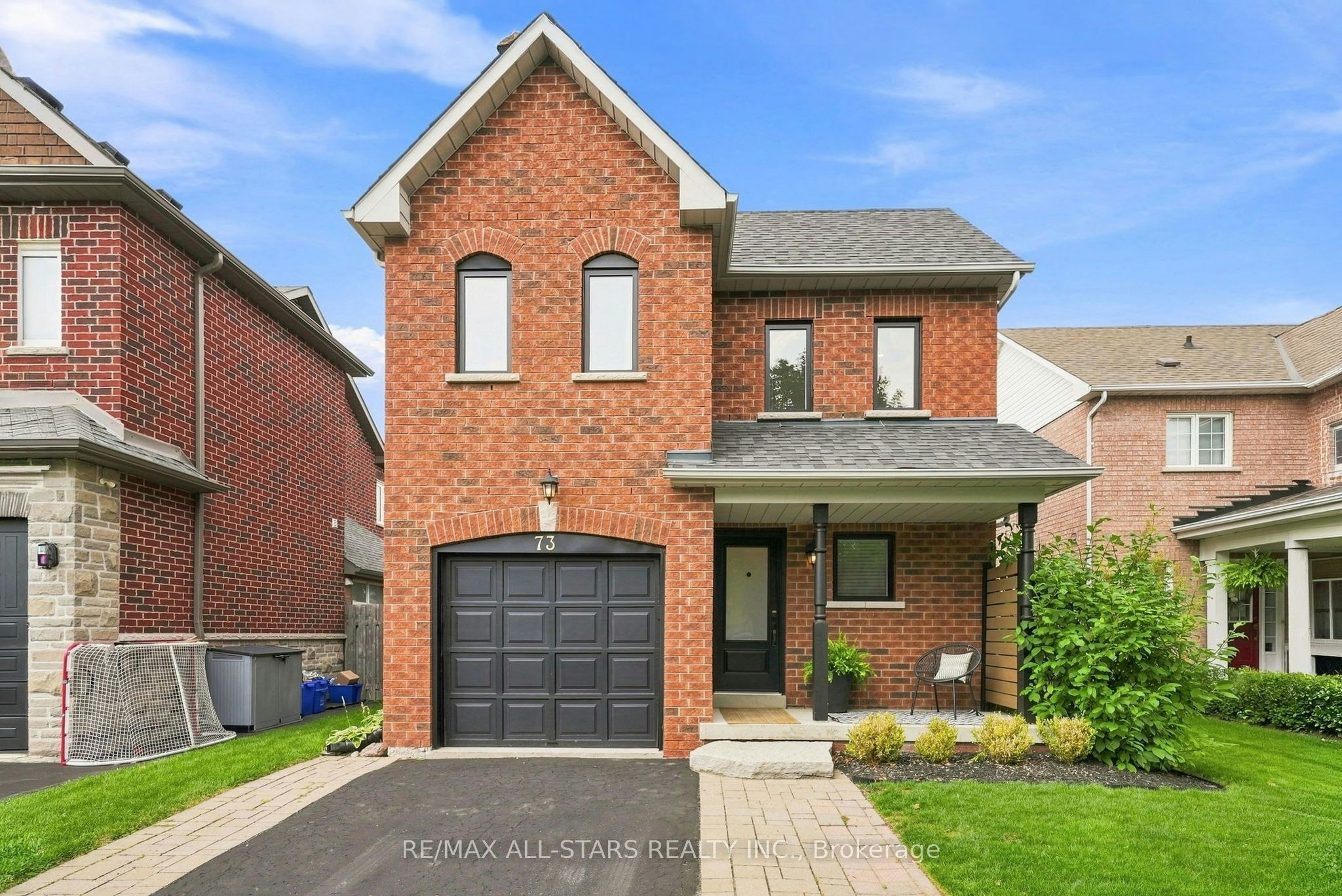 73 Russell Barton Lane, Uxbridge, ON, L9P 1Z2
