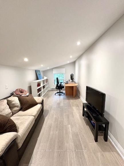 94 Springhead Gardens, Richmond Hill, ON, L4C 5C4 - 17