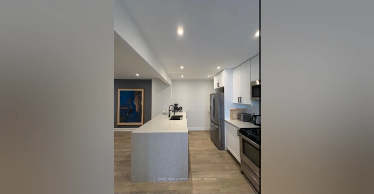 94 Springhead Gardens, Richmond Hill, ON, L4C 5C4 - 3