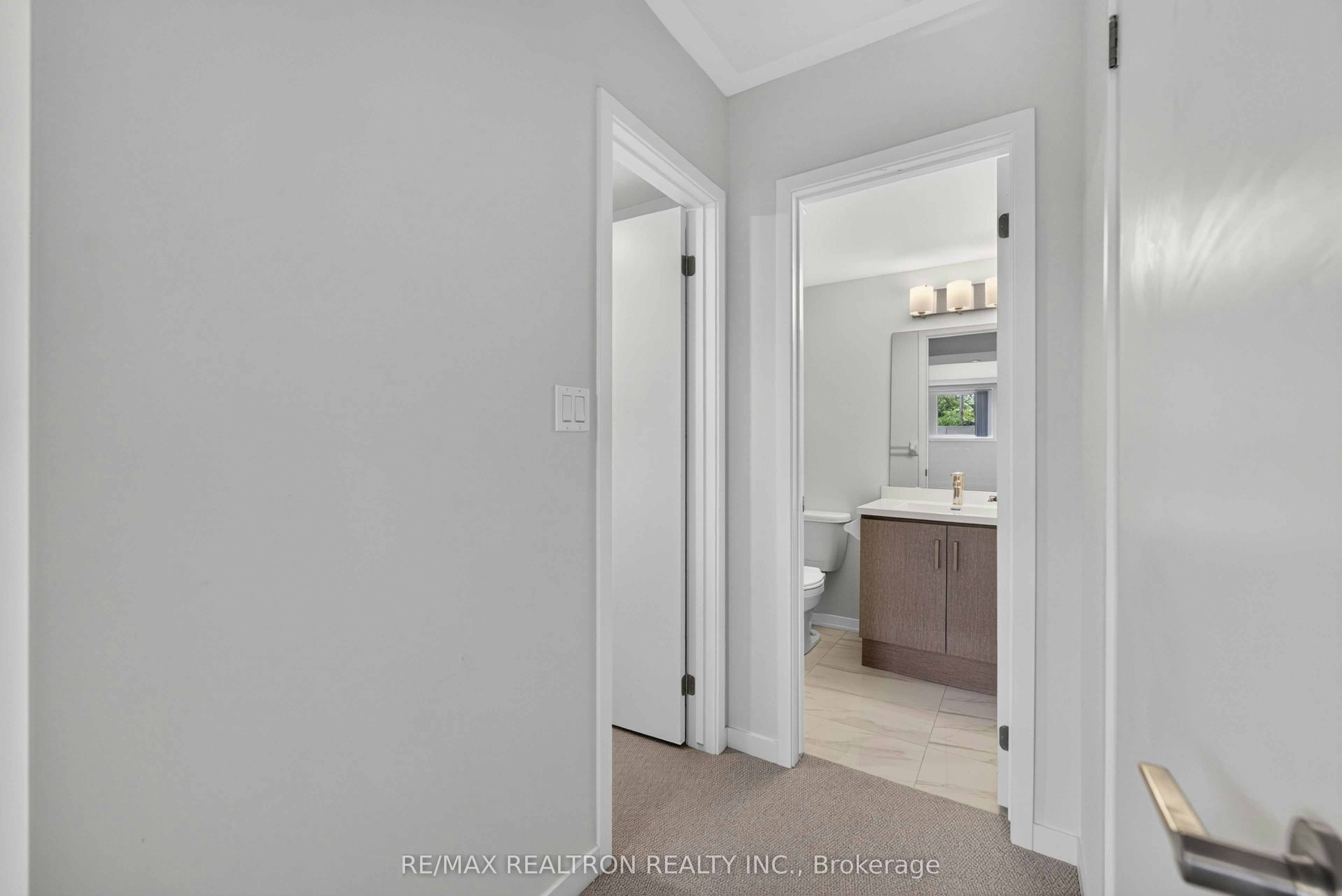 343-100 Honeycrisp Crescent, Vaughan, ON, L4K 0N7 - 22
