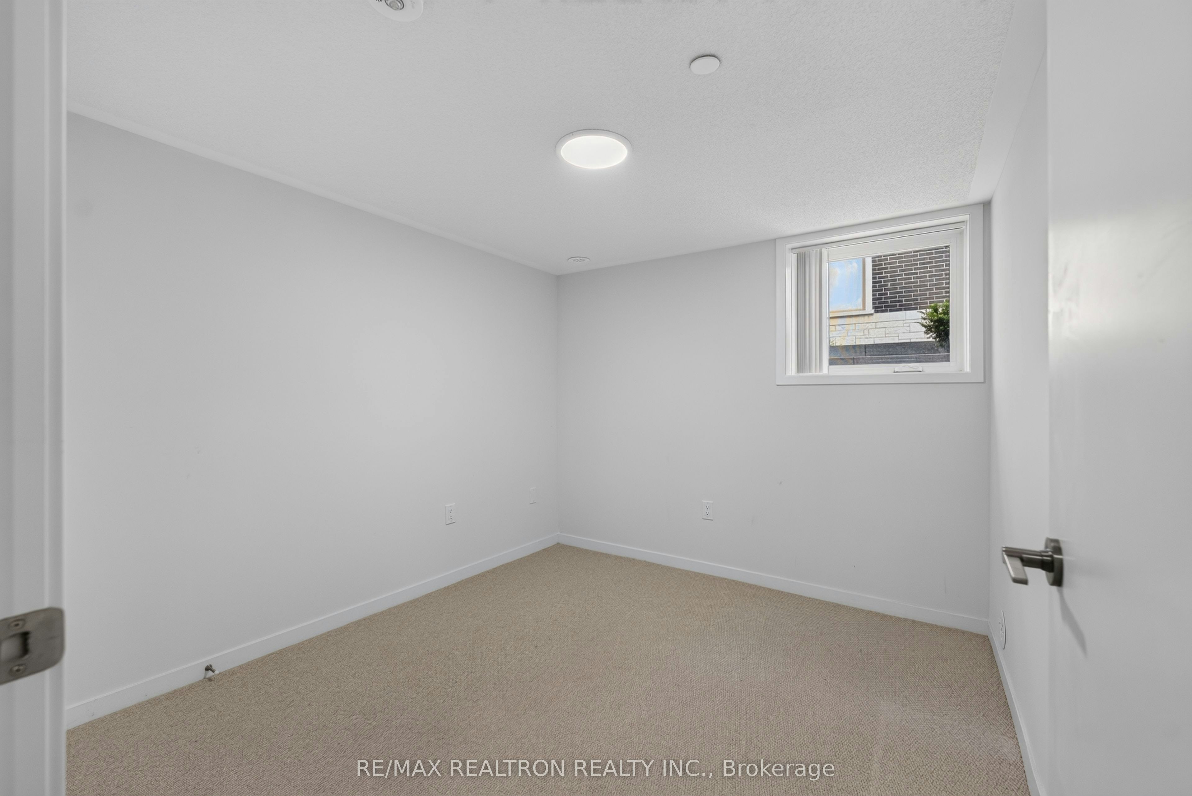 343-100 Honeycrisp Crescent, Vaughan, ON, L4K 0N7 - 17
