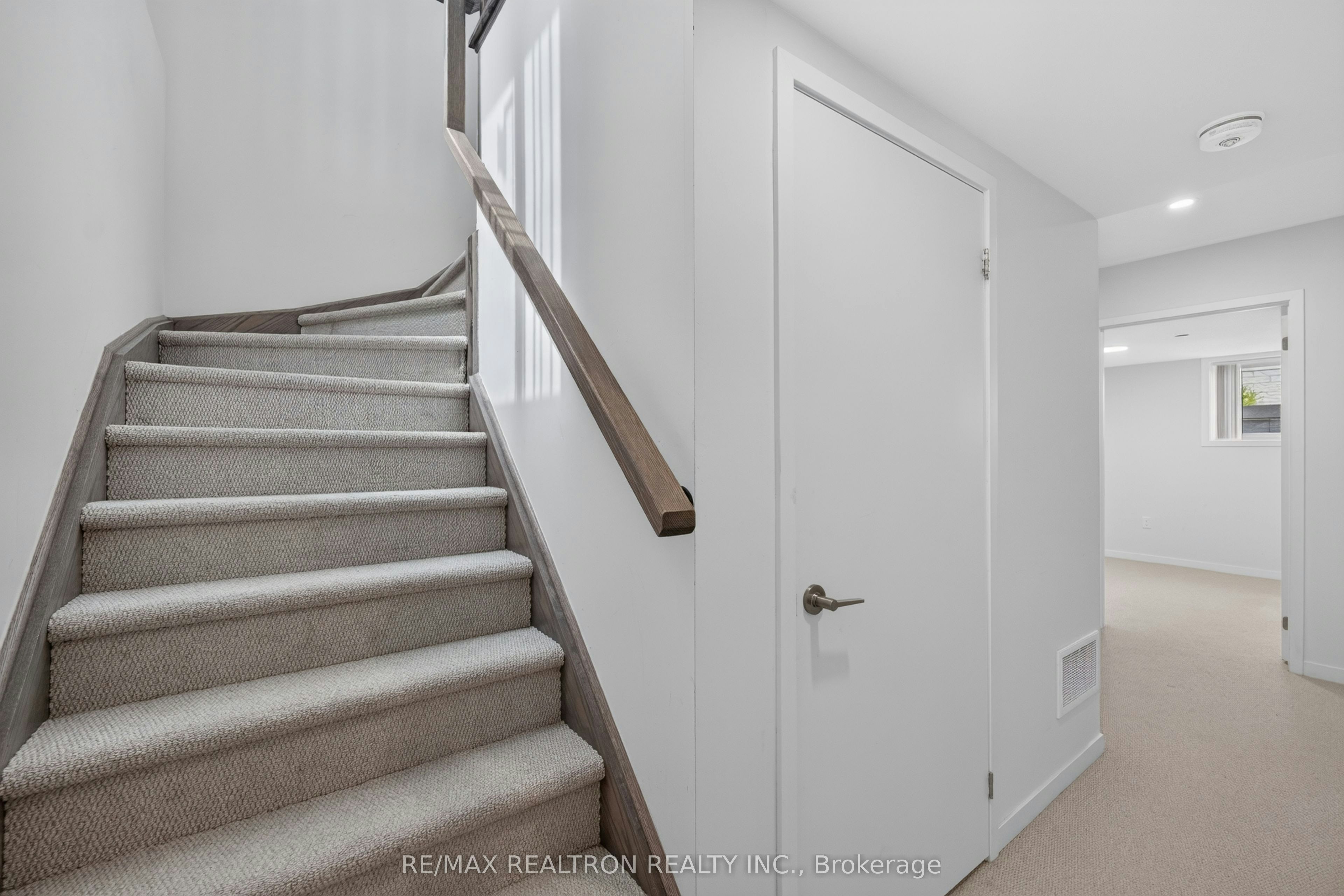 343-100 Honeycrisp Crescent, Vaughan, ON, L4K 0N7 - 15