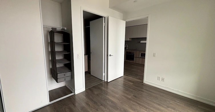 2307-950 Portage Parkway, Vaughan, ON, L4K 0J7 - 10