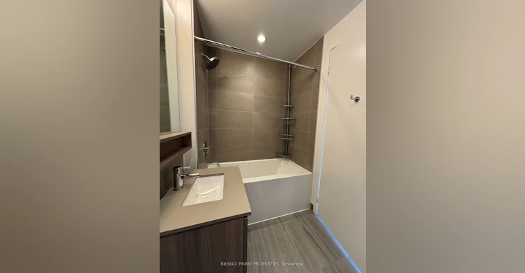2307-950 Portage Parkway, Vaughan, ON, L4K 0J7 - 12