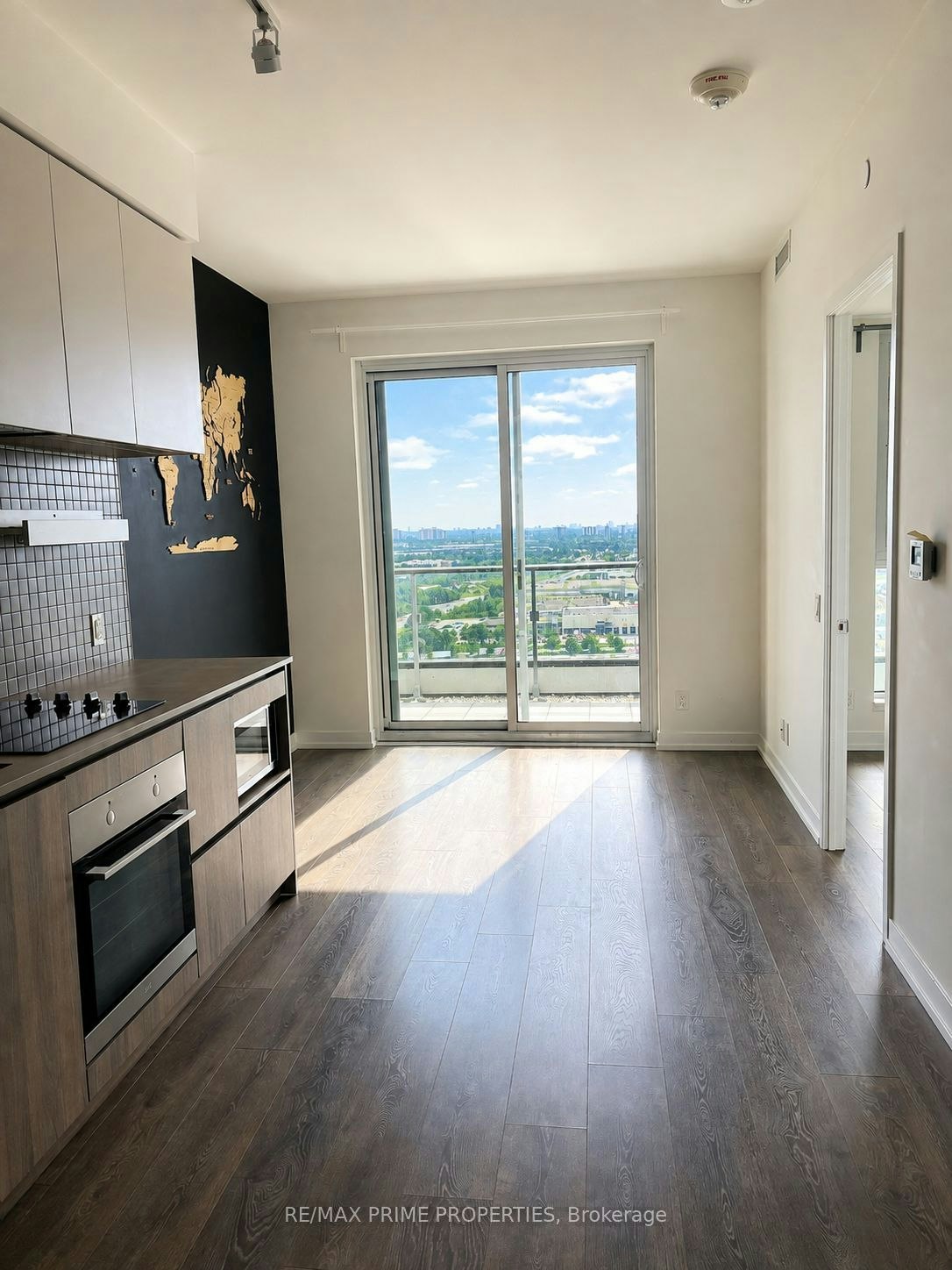 2307-950 Portage Parkway, Vaughan, ON, L4K 0J7 - 2