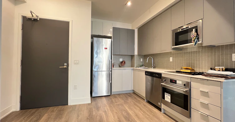2916 Highway 7 Road, Vaughan, ON, L4K 0K6 - 3
