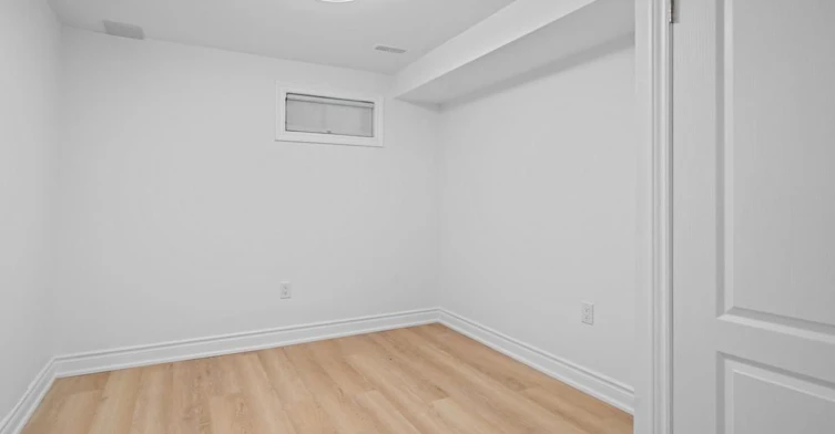 227-BASEMENT Thoms Crescent, Newmarket, ON, L3Y 1C9 - 3