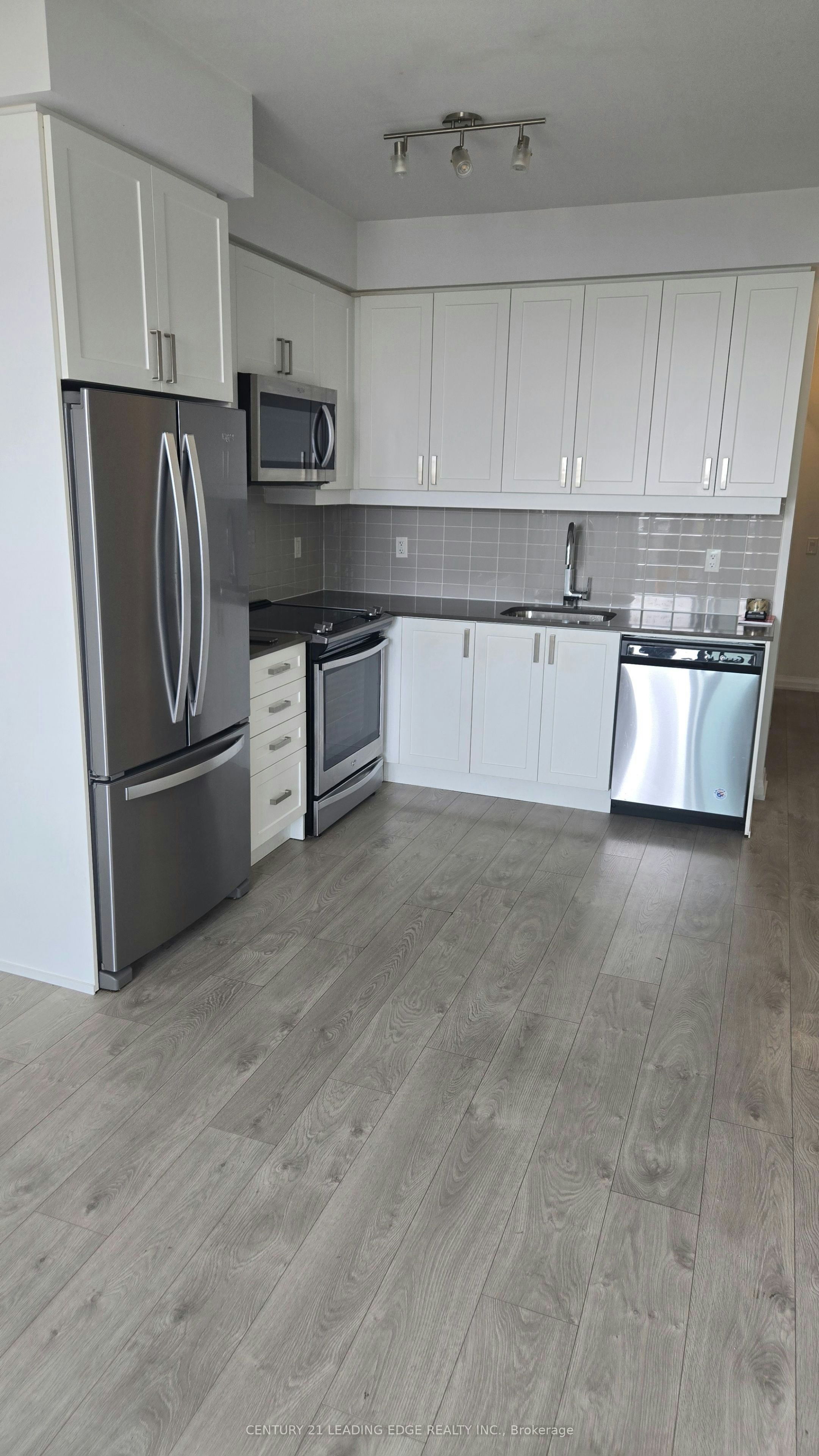317-7895 Jane Street N, Vaughan, ON, L4K 0K2 - 2