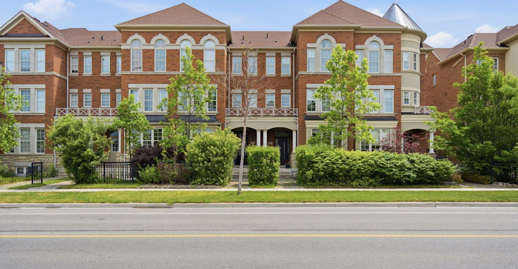 49 Poetry Drive, Vaughan, ON, L4H 3R1 - 2