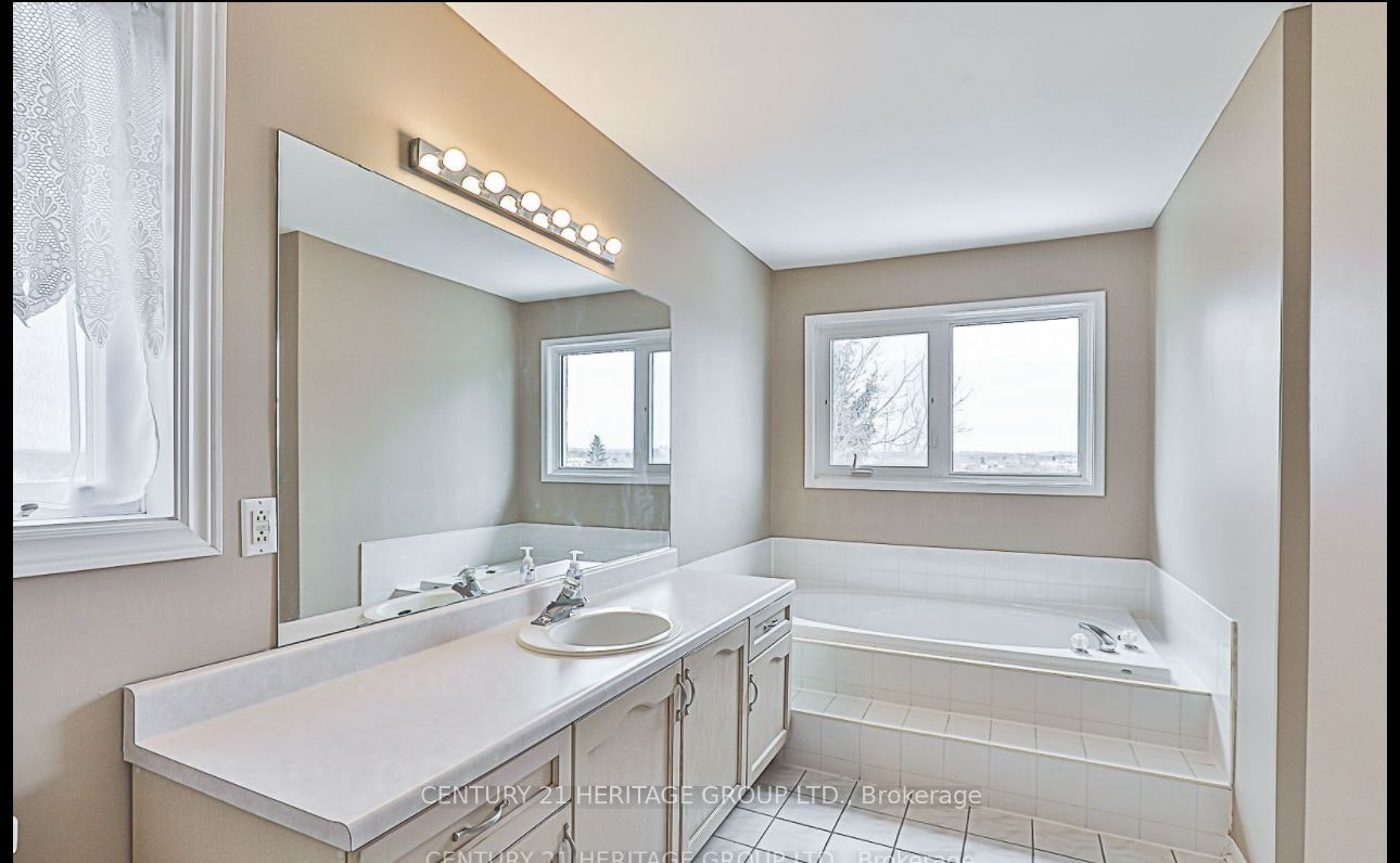 162 Widdifield Avenue, Newmarket, ON, L3X 1Z2 - 18