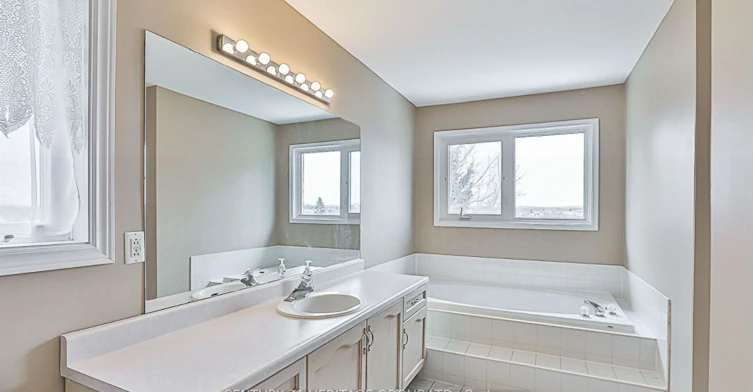162 Widdifield Avenue, Newmarket, ON, L3X 1Z2 - 18