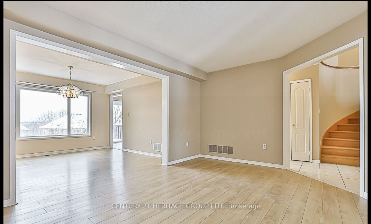162 Widdifield Avenue, Newmarket, ON, L3X 1Z2 - 6