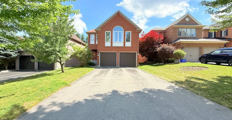 162 Widdifield Avenue, Newmarket, ON, L3X 1Z2