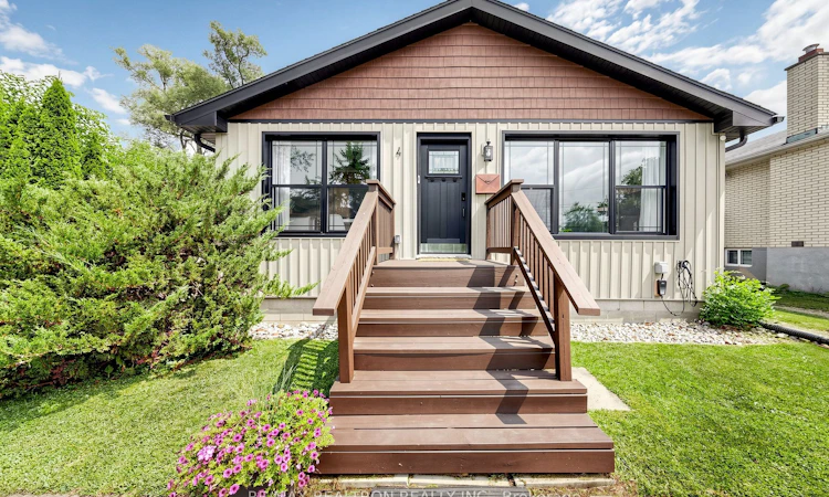 4 Waterbend Drive