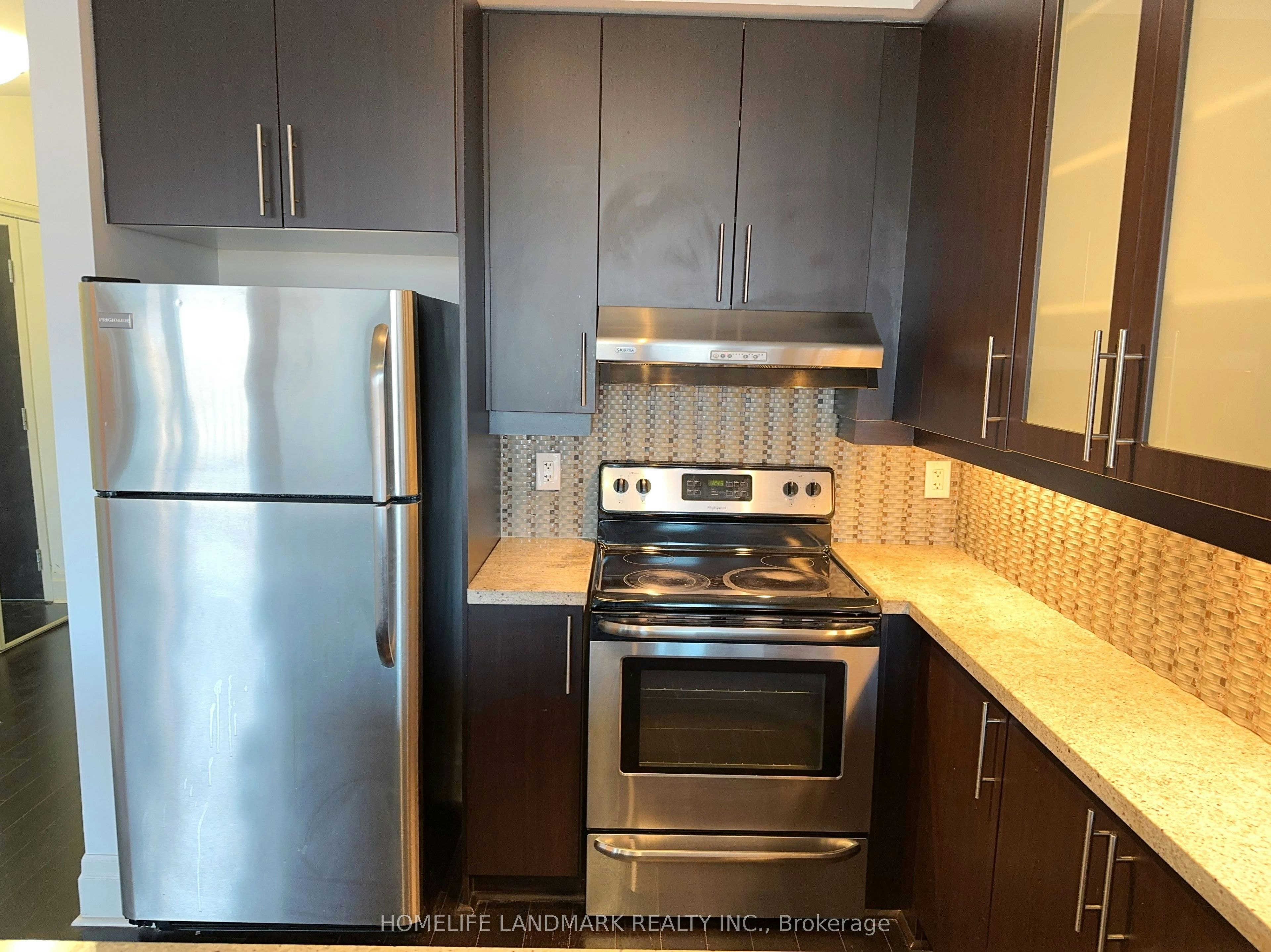 410-131 Upper Duke Crescent, Markham, ON, L6G 0C9 - 9