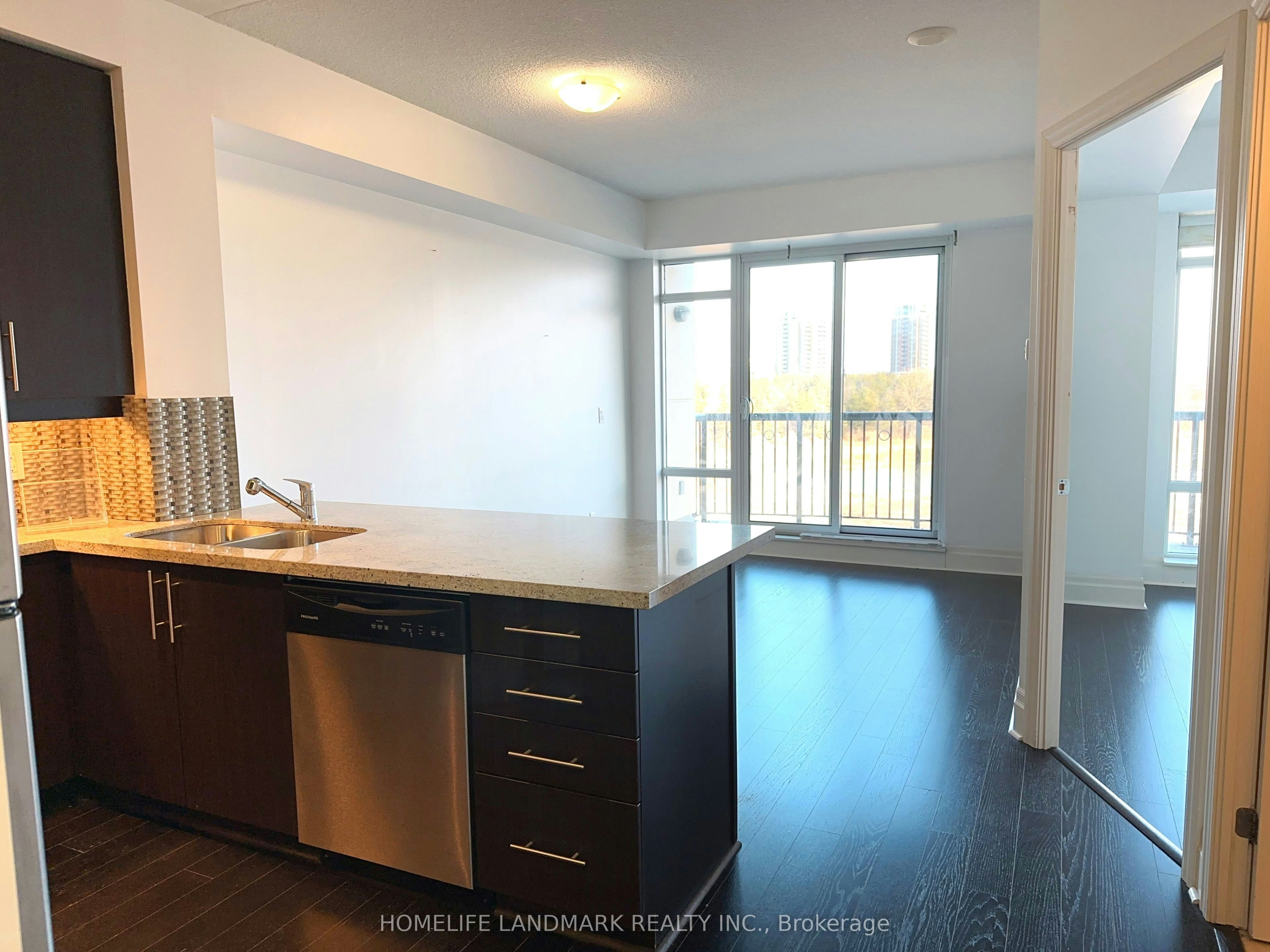 410-131 Upper Duke Crescent, Markham, ON, L6G 0C9 - 6