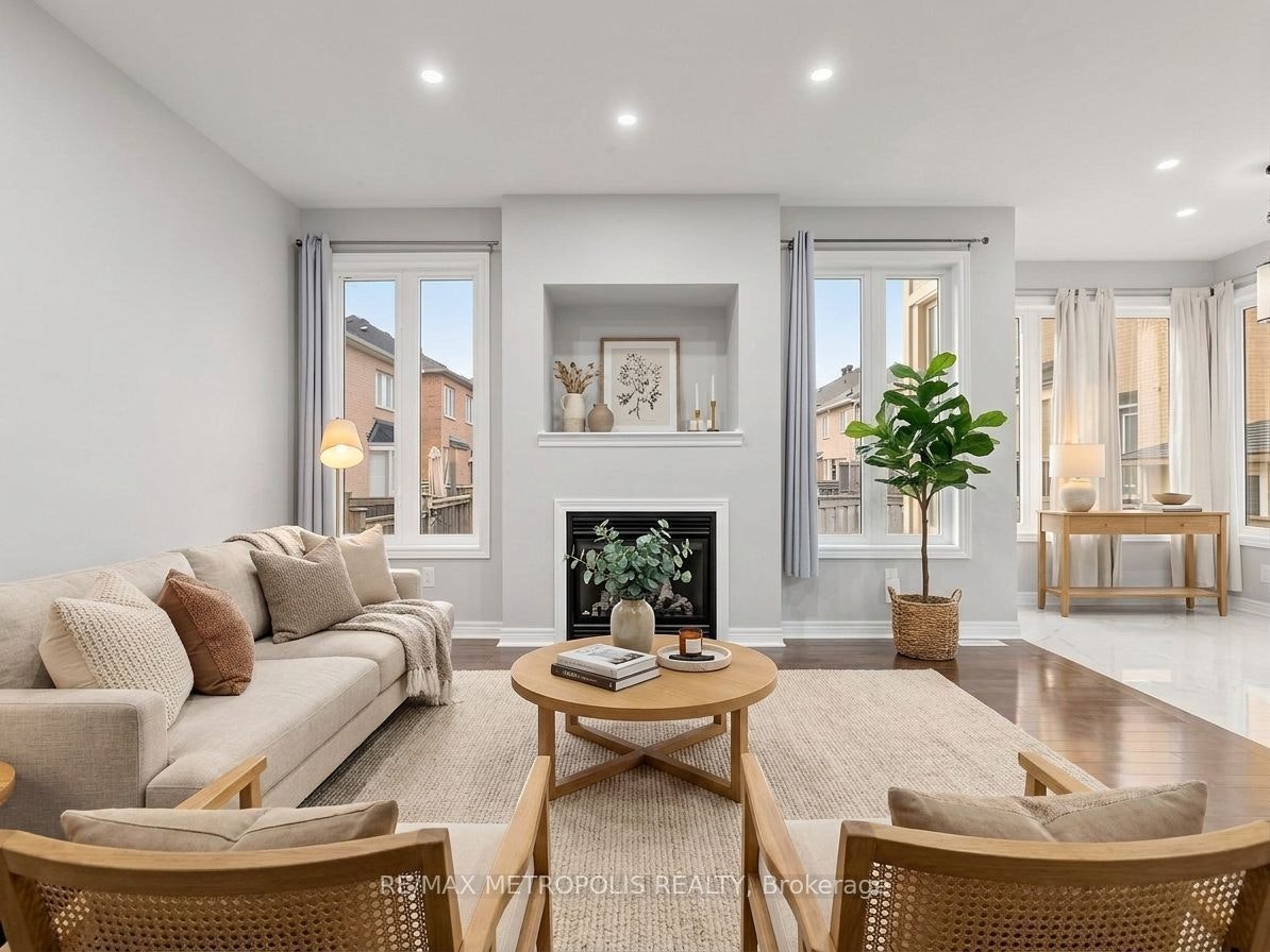 138 Yakefarm Boulevard, Whitchurch-Stouffville, ON, L4A 0R8 - 5