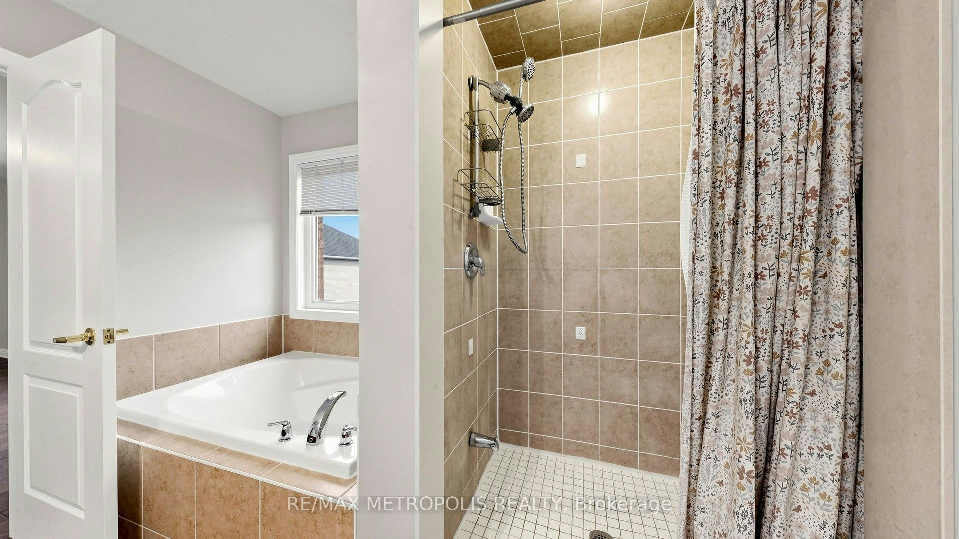 138 Yakefarm Boulevard, Whitchurch-Stouffville, ON, L4A 0R8 - 12