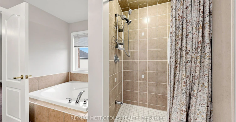 138 Yakefarm Boulevard, Whitchurch-Stouffville, ON, L4A 0R8 - 12