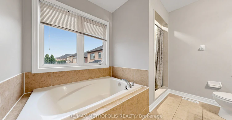 138 Yakefarm Boulevard, Whitchurch-Stouffville, ON, L4A 0R8 - 11