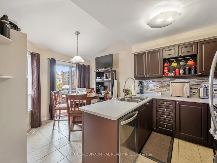 267 Warner Crescent, Newmarket, ON, L3X 2G6 - 12