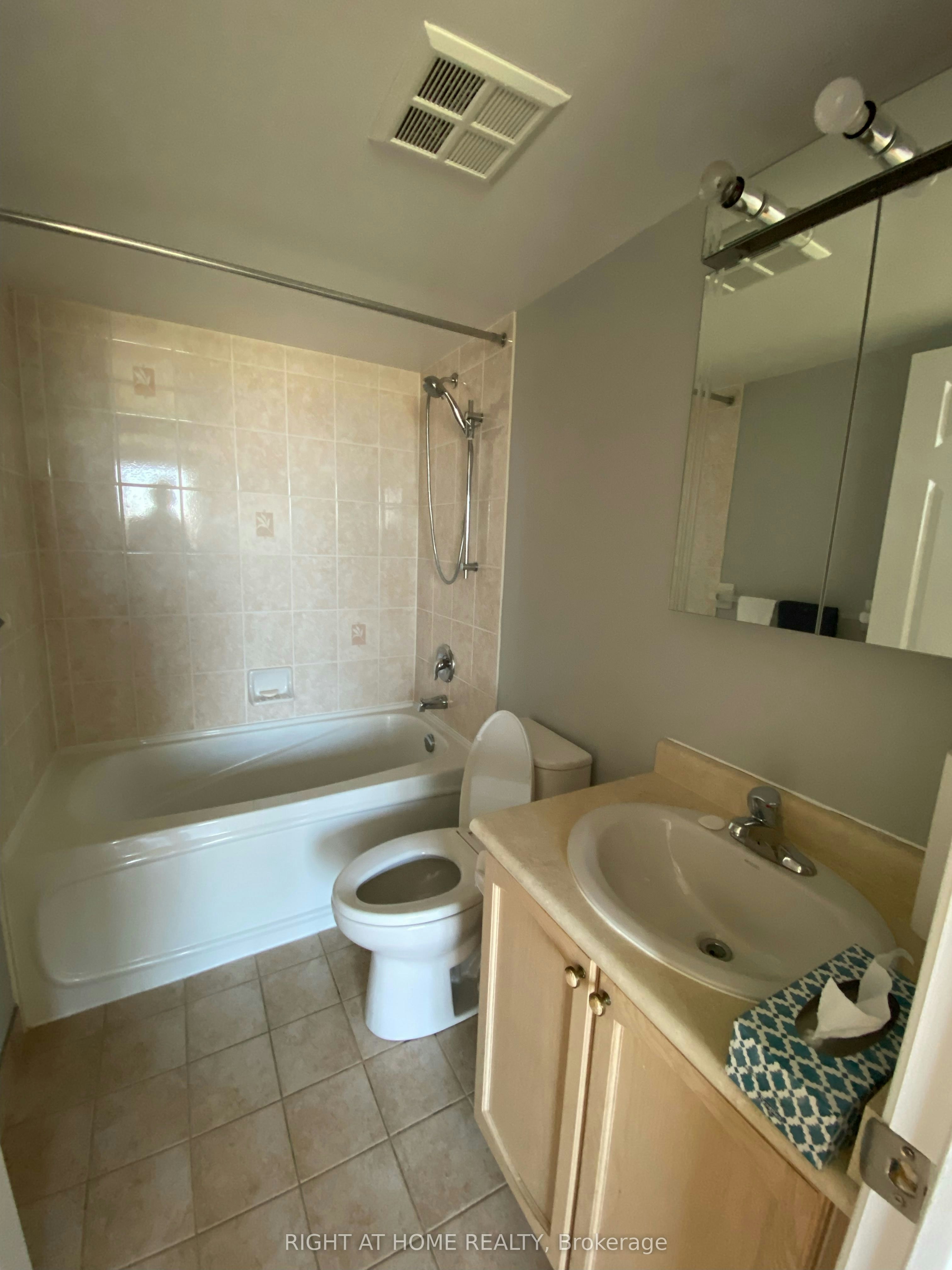 1103-23 Oneida Crescent, Richmond Hill, ON, L4B 0A2 - 13