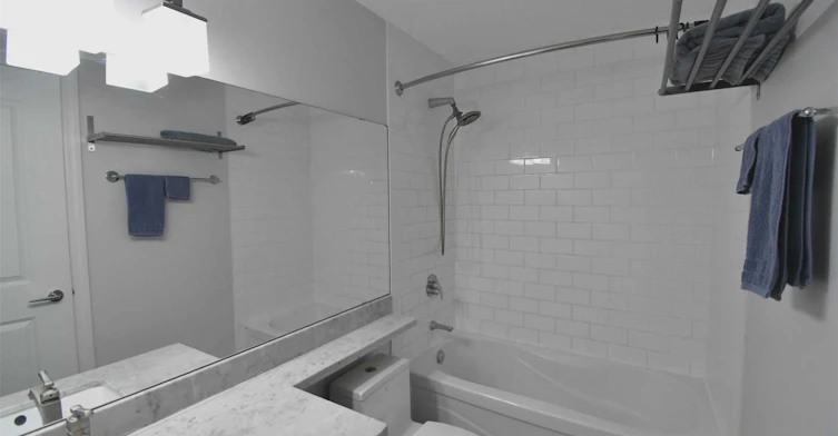 111-1 Upper Duke Crescent, Markham, ON, L6G 0B6 - 9