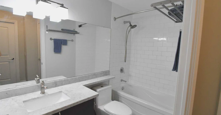 111-1 Upper Duke Crescent, Markham, ON, L6G 0B6 - 8