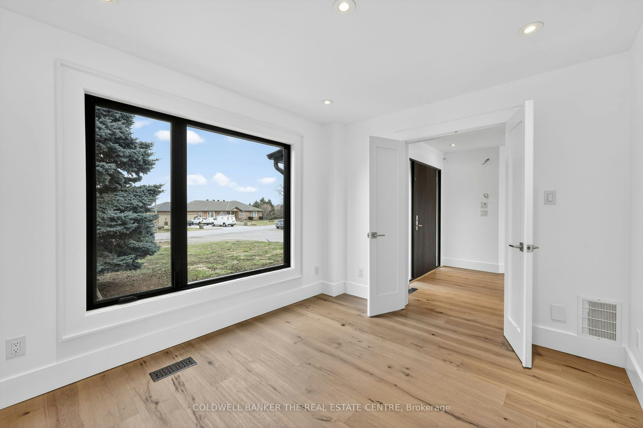 8 Brownlee Drive, Bradford West Gwillimbury, ON, L3Z 2A4 - 20