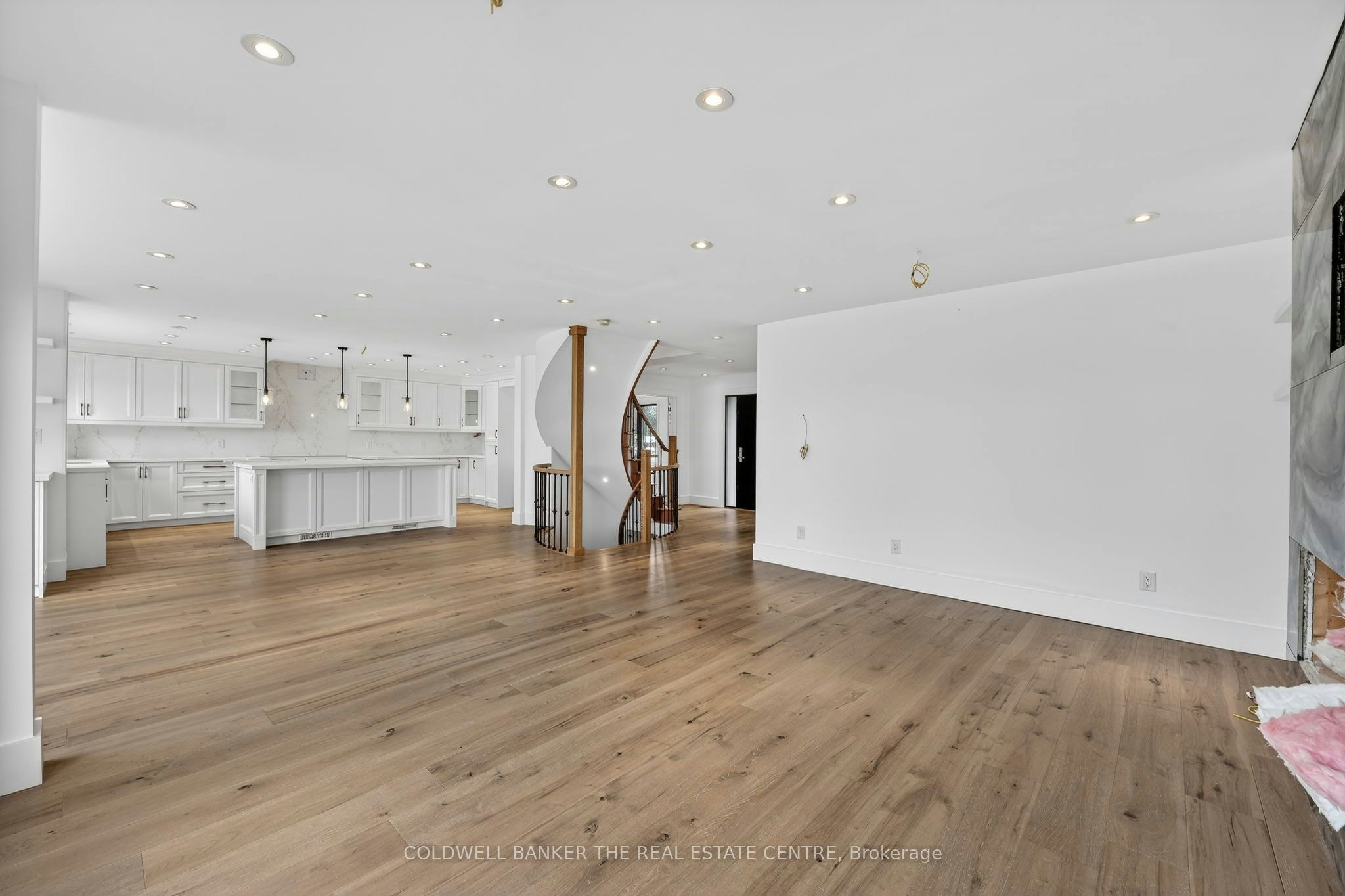 8 Brownlee Drive, Bradford West Gwillimbury, ON, L3Z 2A4 - 9