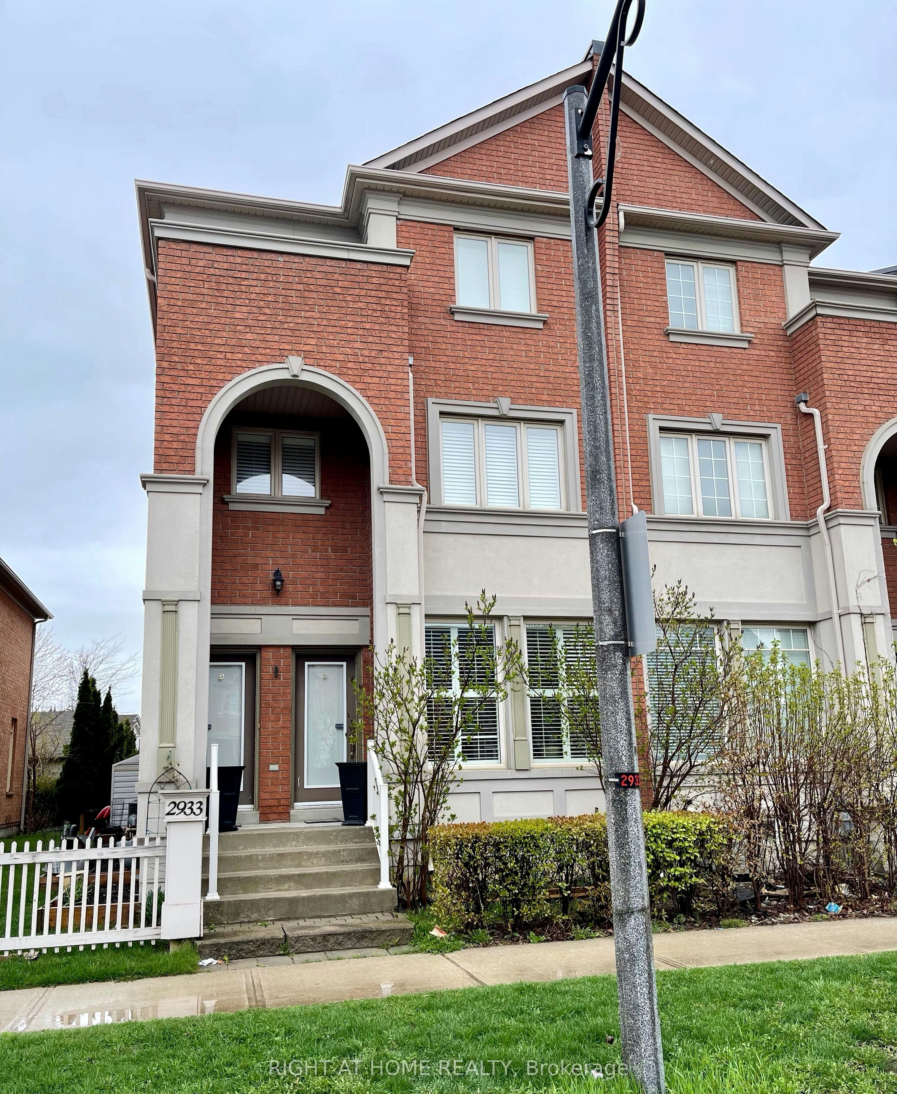 A-2933 Bur Oak Avenue, Markham, ON, L6B 1E6