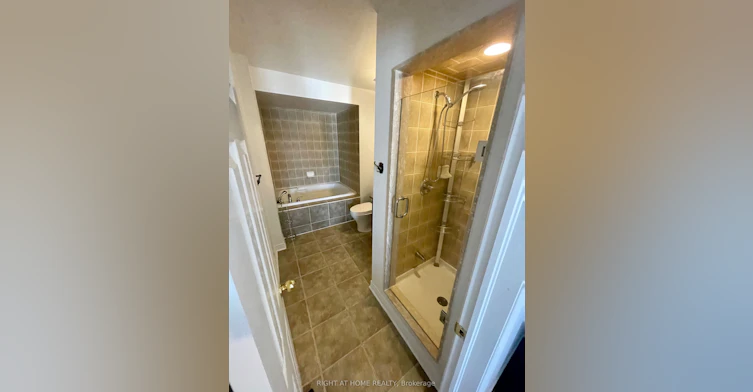 A-2933 Bur Oak Avenue, Markham, ON, L6B 1E6 - 11