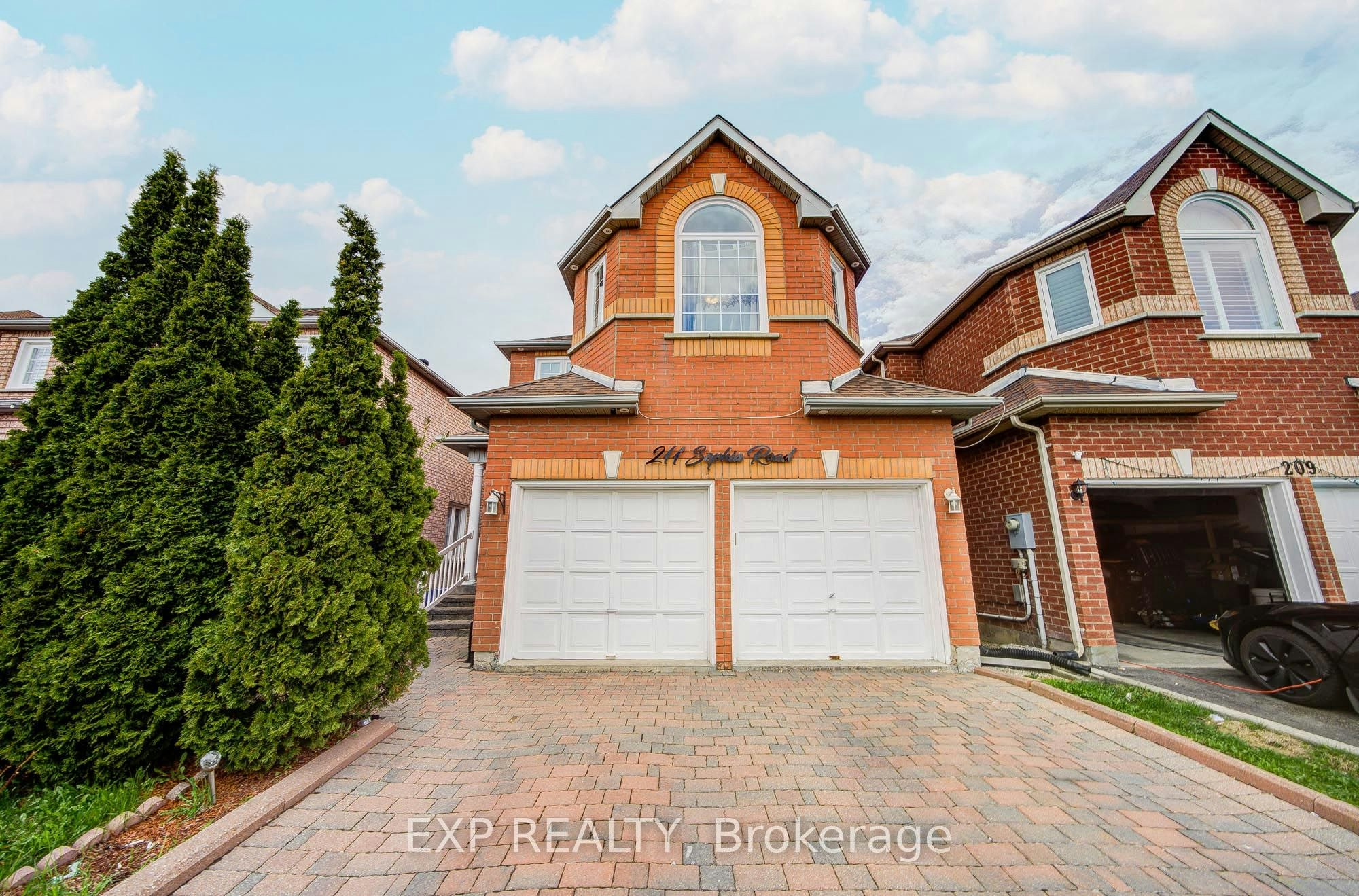 211 Sophia Road, Markham, ON, L3S 4C5