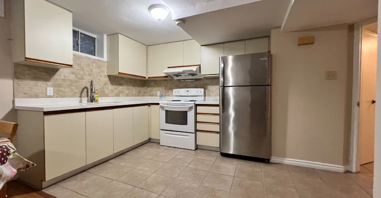 BSMT-35 Irenemount Crescent, Markham, ON, L3S 3C4 - 3