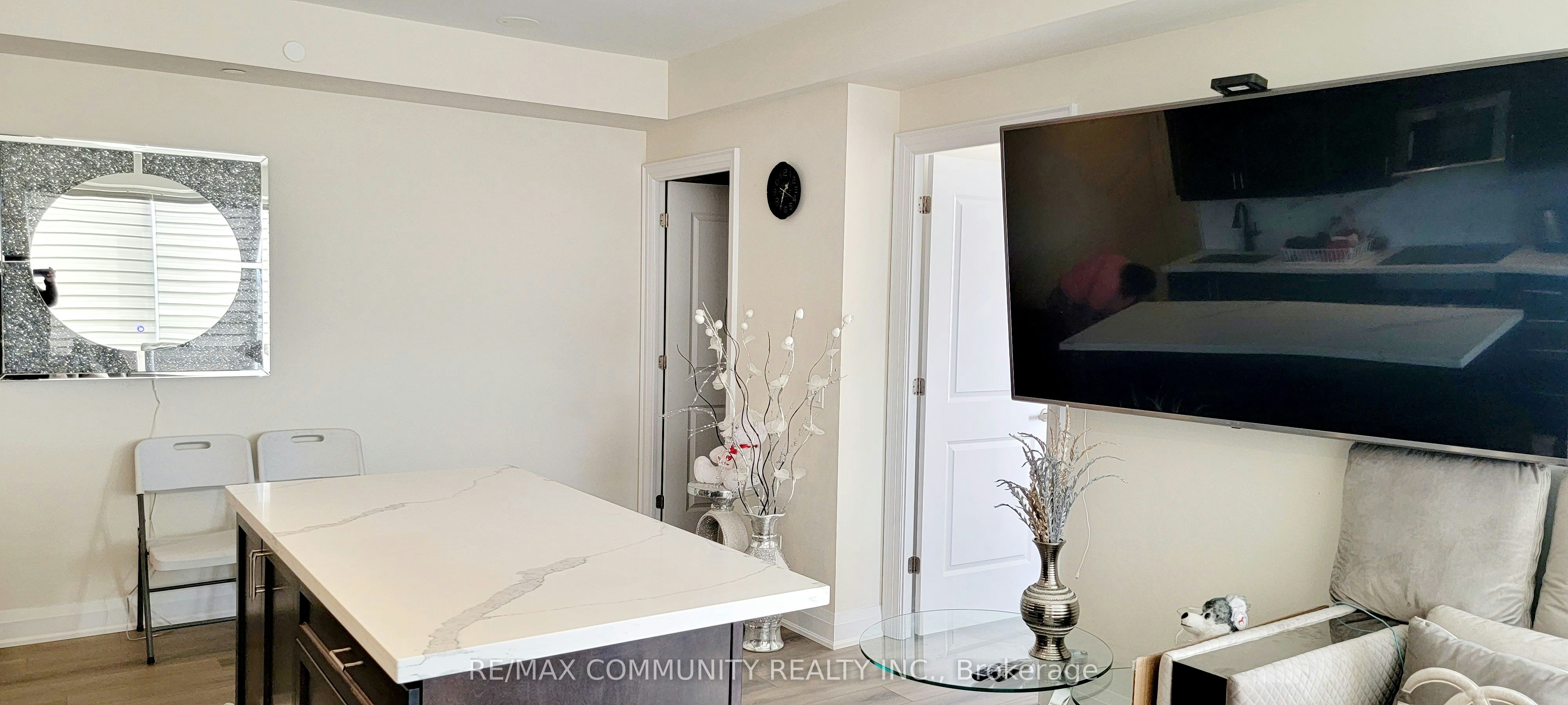 1708-9075 Jane Street, Vaughan, ON, L5K 0L7 - 14