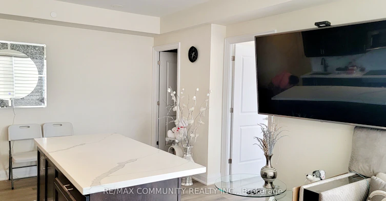 1708-9075 Jane Street, Vaughan, ON, L5K 0L7 - 14
