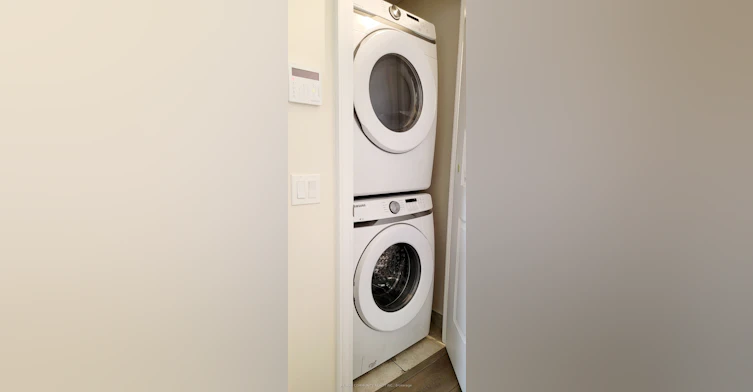1708-9075 Jane Street, Vaughan, ON, L5K 0L7 - 17