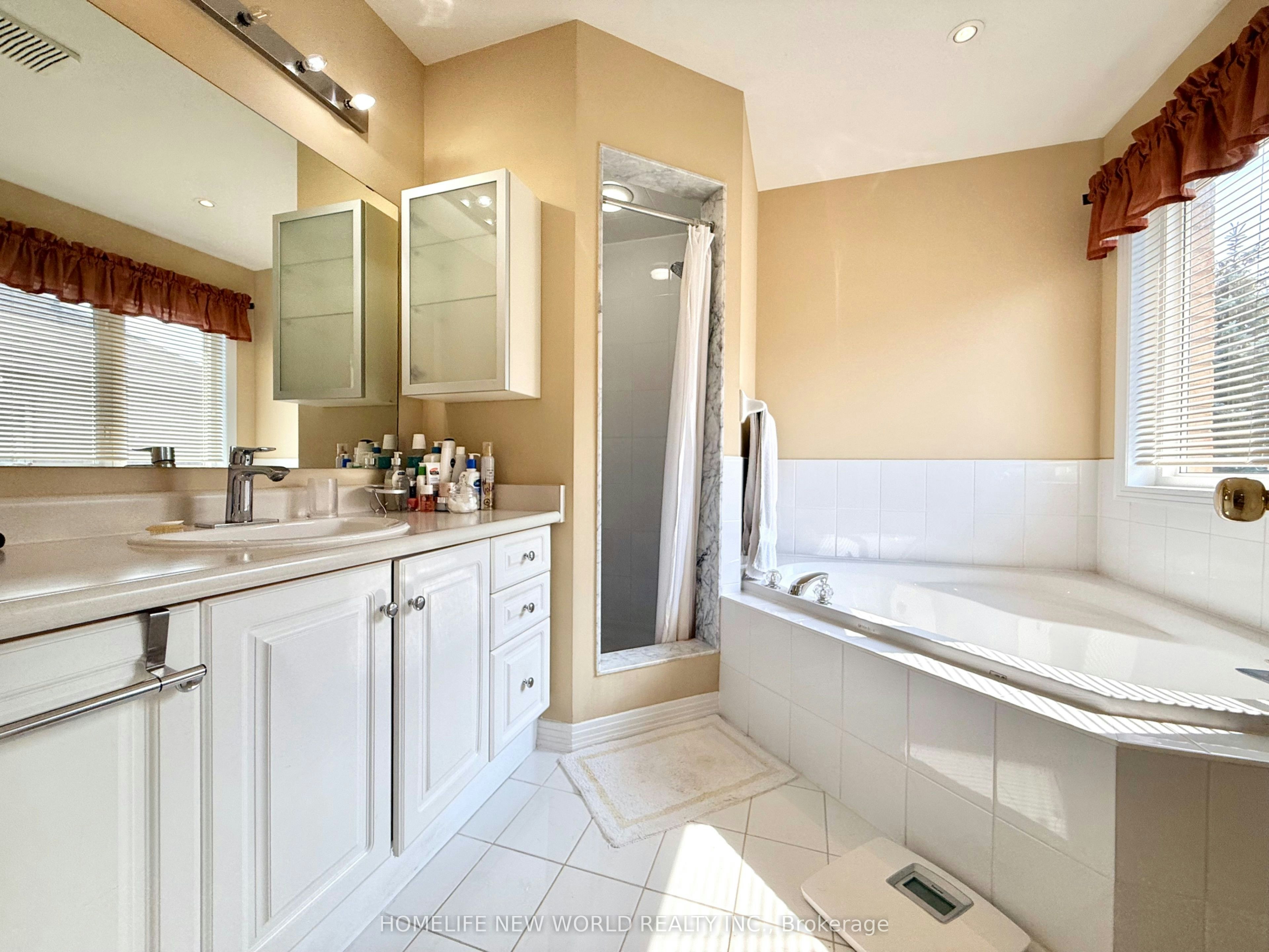 63 Southbrook Crescent, Markham, ON, L6C 2H3 - 32