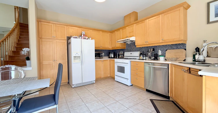 63 Southbrook Crescent, Markham, ON, L6C 2H3 - 19