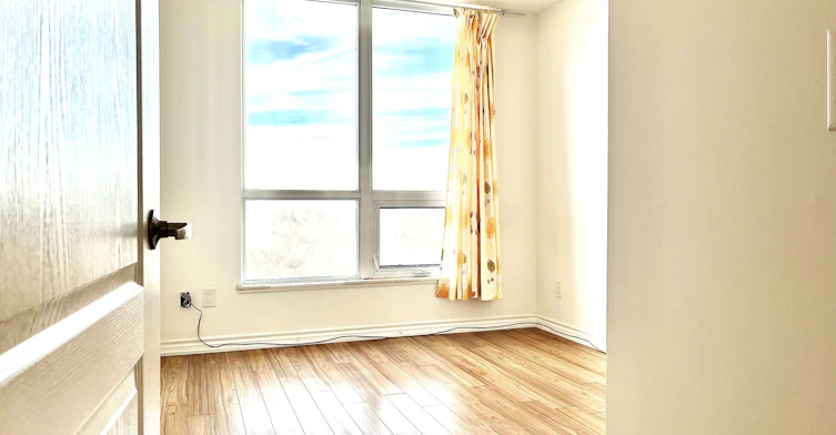 821-8323 Kennedy Road W, Markham, ON, L3R 5W7 - 5