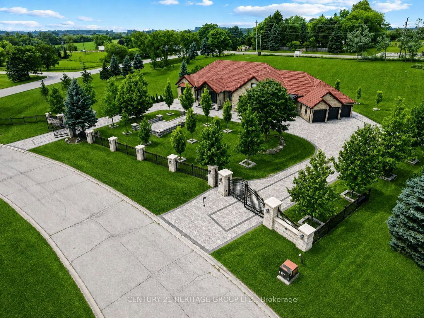 4 Loch Erne Lane, King, ON, L0G 1N0