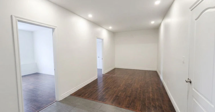 Upper 1-15 Barrie Street, Bradford West Gwillimbury, ON, L3S 0J1 - 7