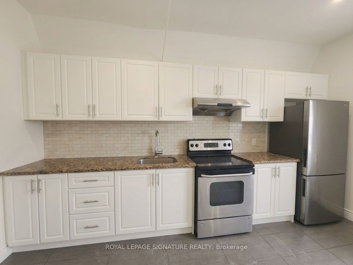 Upper 1-15 Barrie Street, Bradford West Gwillimbury, ON, L3S 0J1 - 5