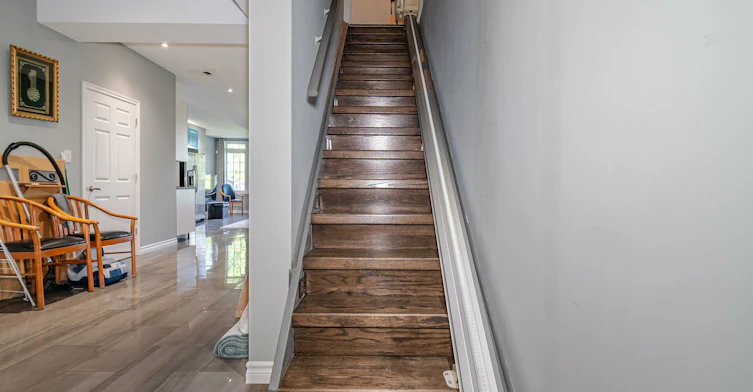 34 Alex Campbell Crescent, King, ON, L7B 0C2 - 35